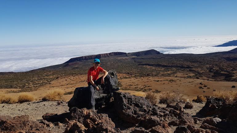 Über den Wolken - muss die Freiheit wohl grenzenlos sein... Pause beim Wandern auf Teneriffa.
