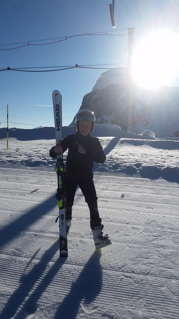 Head-Ski beim Training in Zermatt